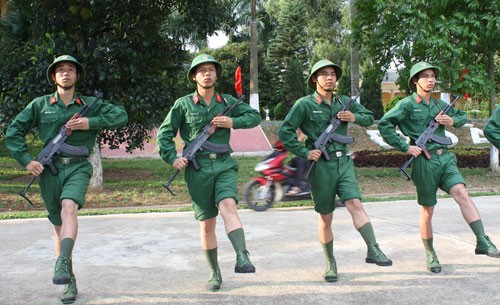 Can canh chien si nam, nu tap luyen dieu binh ngay 2/9-Hinh-13